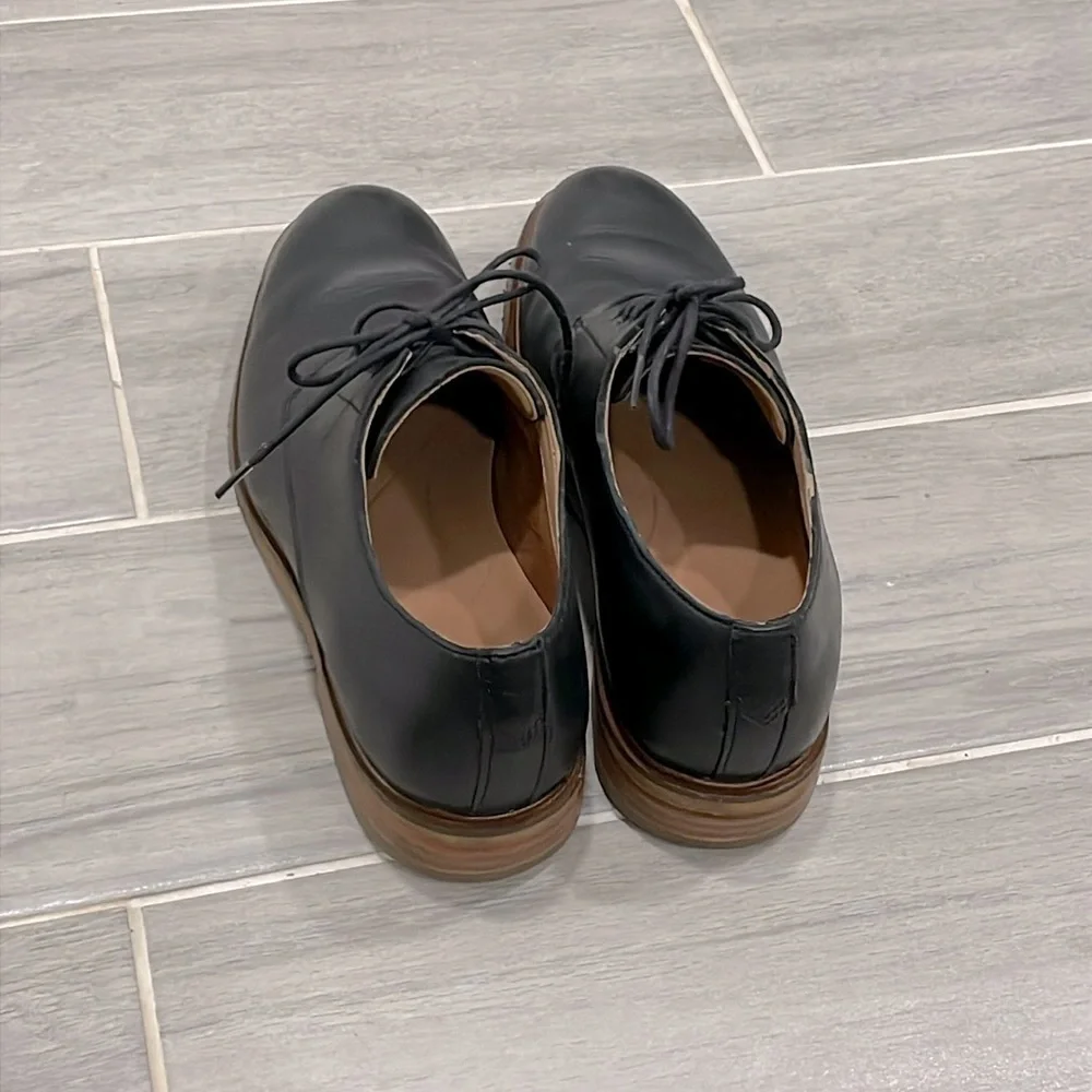 Clarks Atticus Lace Oxford, Black Leather, Men’s US Size 8.5
